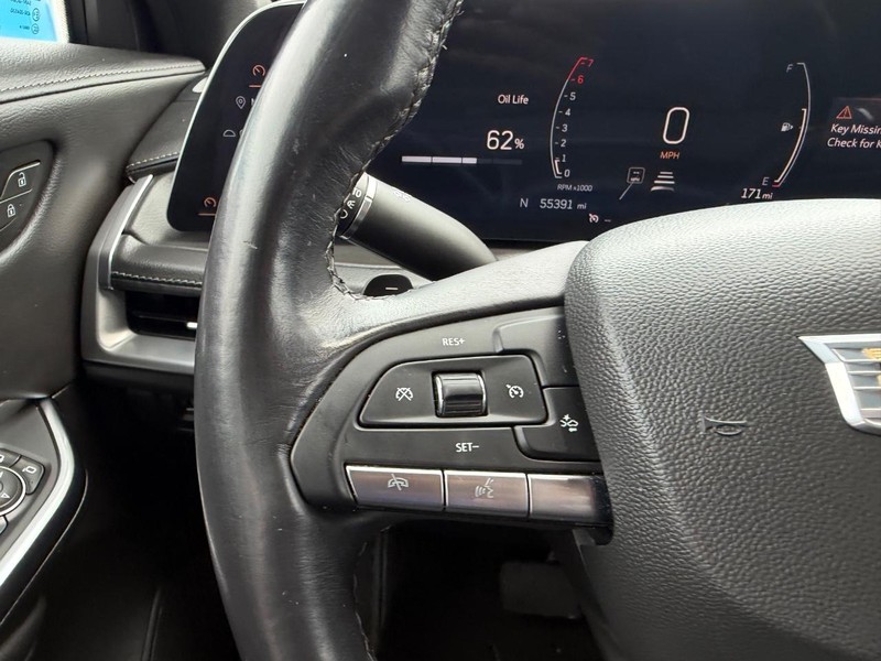 Cadillac XT4 Vehicle Full-screen Gallery Image 12