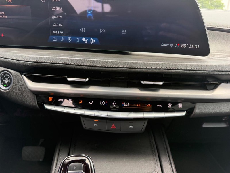 Cadillac XT4 Vehicle Full-screen Gallery Image 15