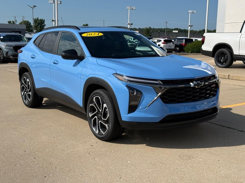Chevrolet Trax Vehicle Full-screen Gallery Image 02