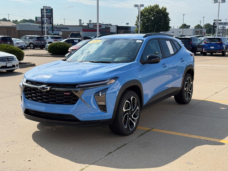 Chevrolet Trax Vehicle Full-screen Gallery Image 09