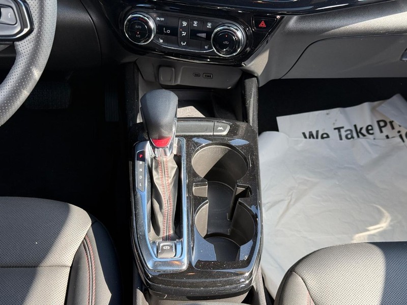 Chevrolet Trax Vehicle Full-screen Gallery Image 15