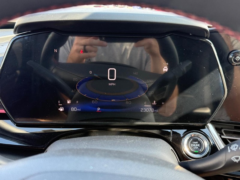 Chevrolet Trax Vehicle Full-screen Gallery Image 20