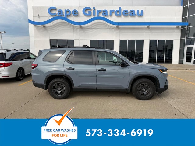 Cape Girardeau MO 2025 Honda Pilot more details - honda pilot