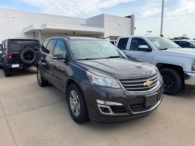 Chevrolet Traverse Vehicle Full-screen Gallery Image 02