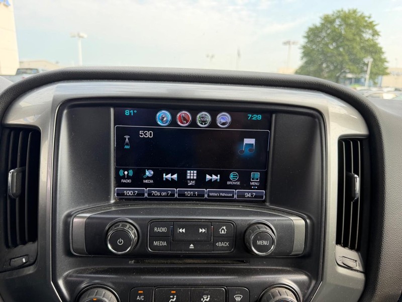 Chevrolet Silverado 1500 LD Vehicle Full-screen Gallery Image 13