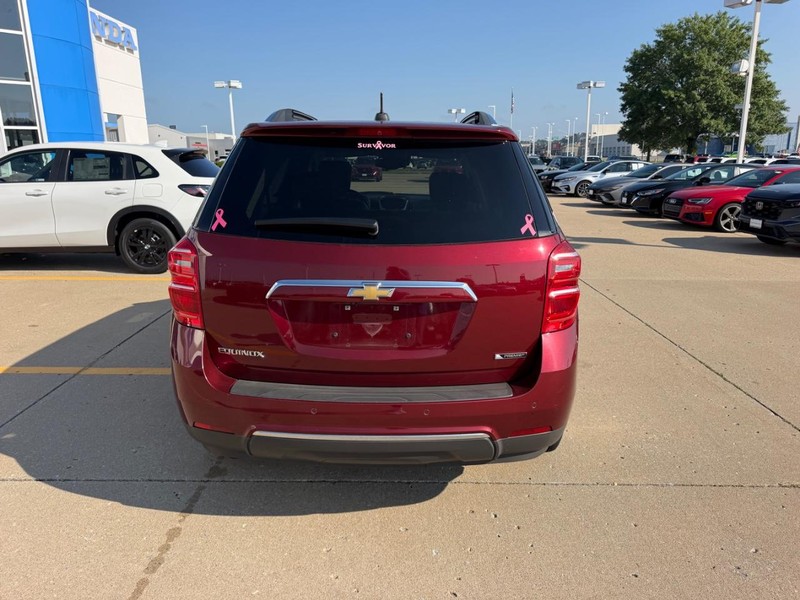 Chevrolet Equinox Vehicle Full-screen Gallery Image 03