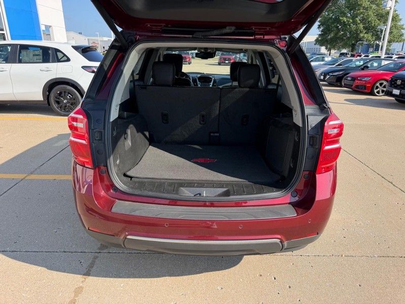 Chevrolet Equinox Vehicle Full-screen Gallery Image 04