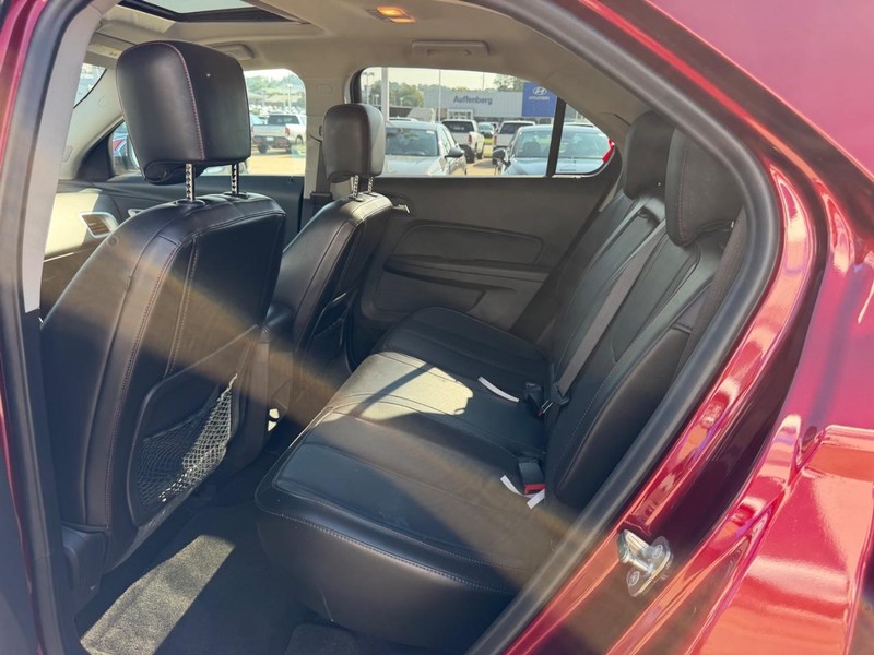 Chevrolet Equinox Vehicle Full-screen Gallery Image 09
