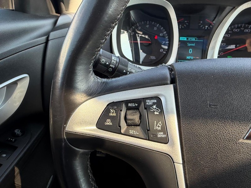 Chevrolet Equinox Vehicle Full-screen Gallery Image 13