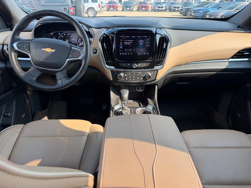 Chevrolet Traverse Vehicle Full-screen Gallery Image 13