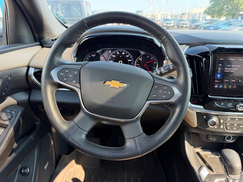 Chevrolet Traverse Vehicle Full-screen Gallery Image 14