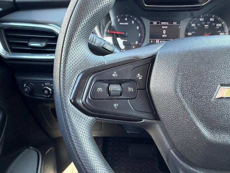 Chevrolet TrailBlazer Vehicle Full-screen Gallery Image 11