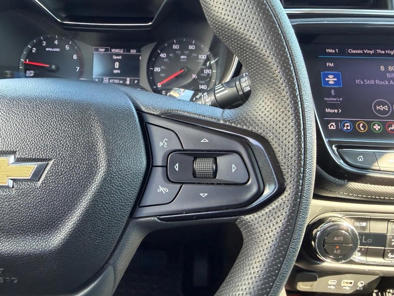 Chevrolet TrailBlazer Vehicle Full-screen Gallery Image 12