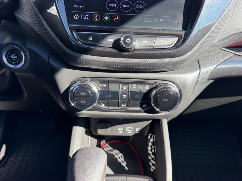 Chevrolet TrailBlazer Vehicle Full-screen Gallery Image 14