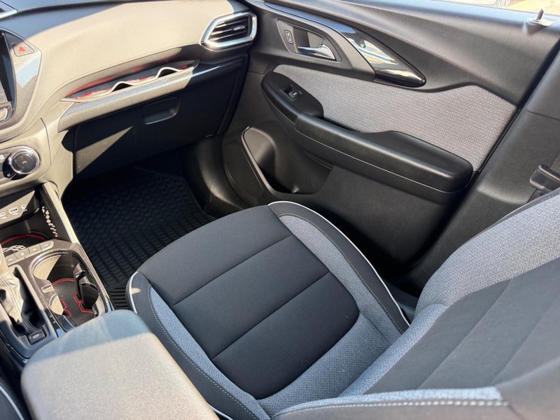 Chevrolet TrailBlazer Vehicle Full-screen Gallery Image 16
