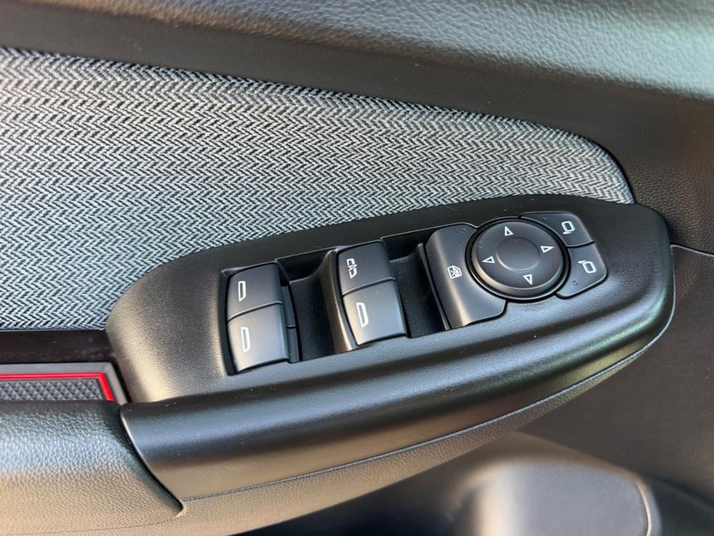 Chevrolet TrailBlazer Vehicle Full-screen Gallery Image 17
