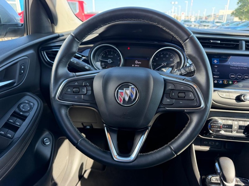 Buick Encore GX Vehicle Full-screen Gallery Image 11