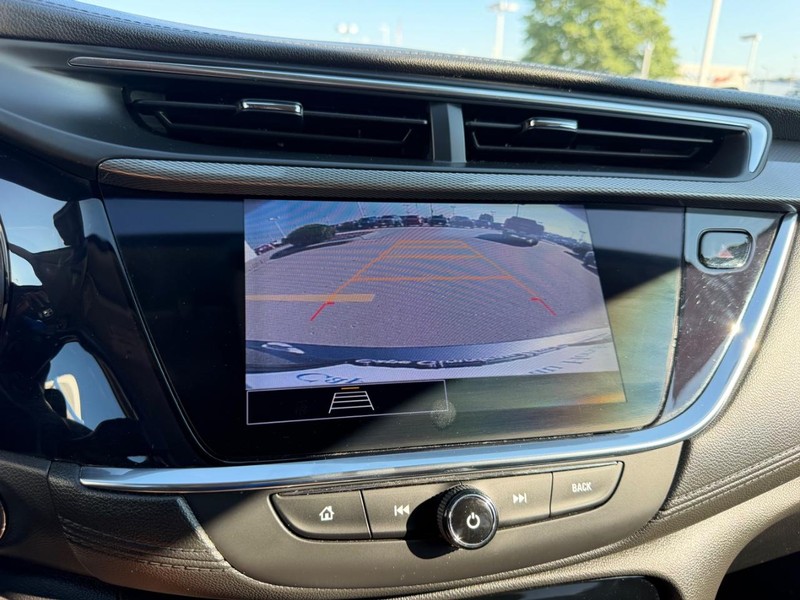 Buick Encore GX Vehicle Full-screen Gallery Image 21