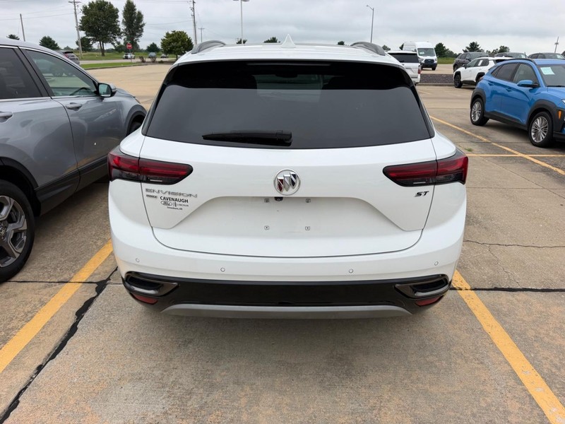 Buick Envision Vehicle Full-screen Gallery Image 03