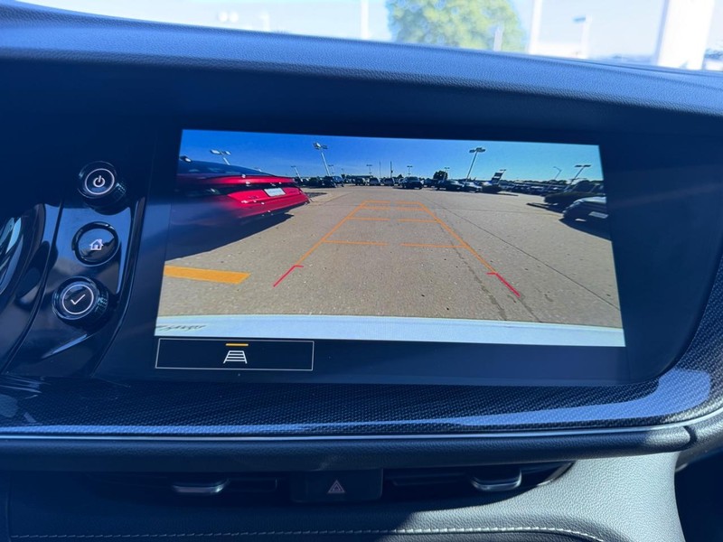 Buick Envision Vehicle Full-screen Gallery Image 23