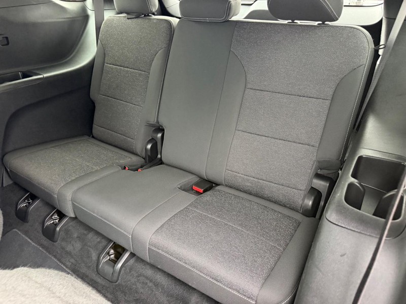 Chevrolet Traverse Vehicle Full-screen Gallery Image 09