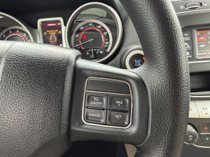 Dodge Journey Vehicle Full-screen Gallery Image 13