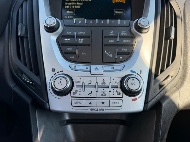 Chevrolet Equinox Vehicle Full-screen Gallery Image 16