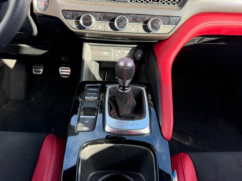 Acura Integra Vehicle Full-screen Gallery Image 15