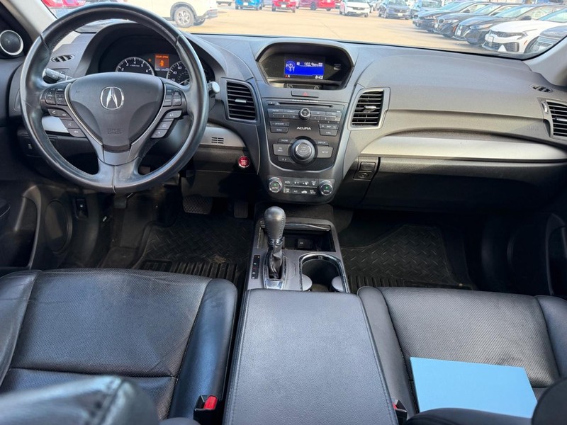 Acura RDX Vehicle Full-screen Gallery Image 10