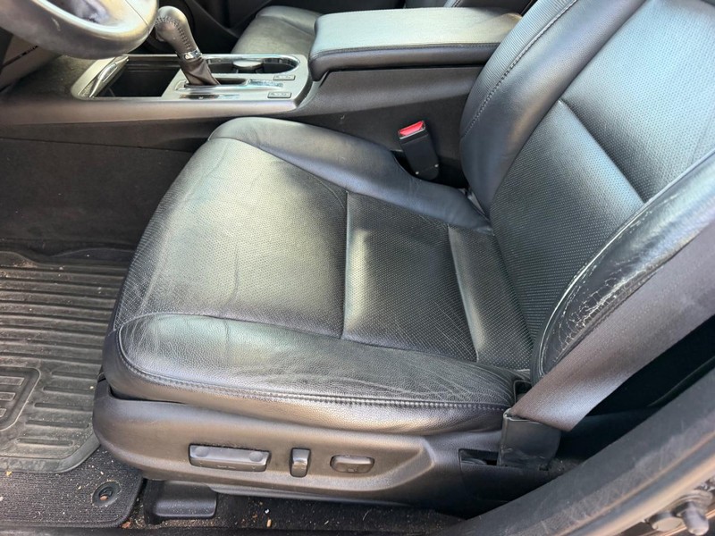 Acura RDX Vehicle Full-screen Gallery Image 21