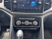 2022 Volkswagen Atlas 3.6L V6 SE w/Technology thumbnail image 15