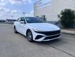 2025 Hyundai Elantra SE thumbnail image 01