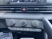 2025 Hyundai Elantra SE thumbnail image 12