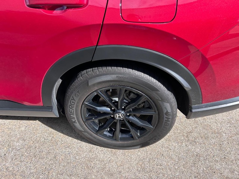 Honda CR-V Hybrid Vehicle Full-screen Gallery Image 07