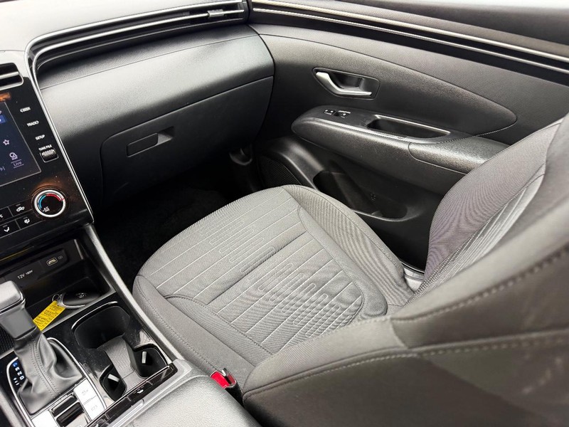 Hyundai Santa Cruz Vehicle Full-screen Gallery Image 15