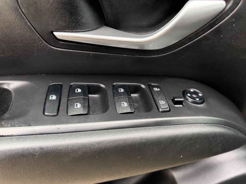 Hyundai Santa Cruz Vehicle Full-screen Gallery Image 16