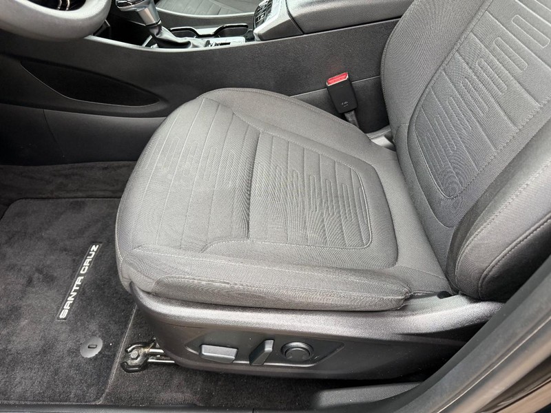 Hyundai Santa Cruz Vehicle Full-screen Gallery Image 17