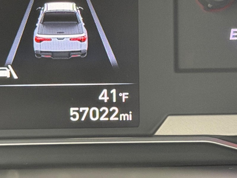 Hyundai Santa Cruz Vehicle Full-screen Gallery Image 18