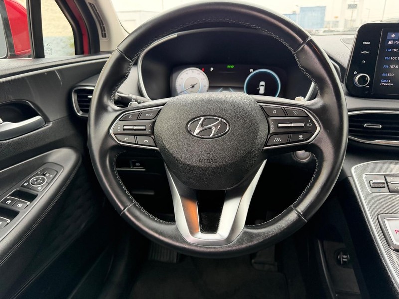 Hyundai Santa Fe Vehicle Full-screen Gallery Image 12