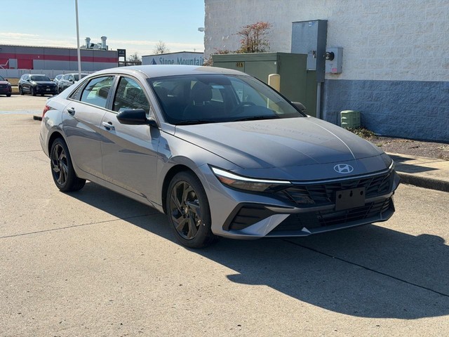 more details - hyundai elantra