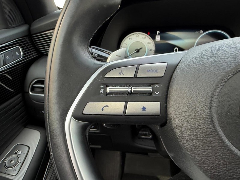 Hyundai Palisade Vehicle Full-screen Gallery Image 14