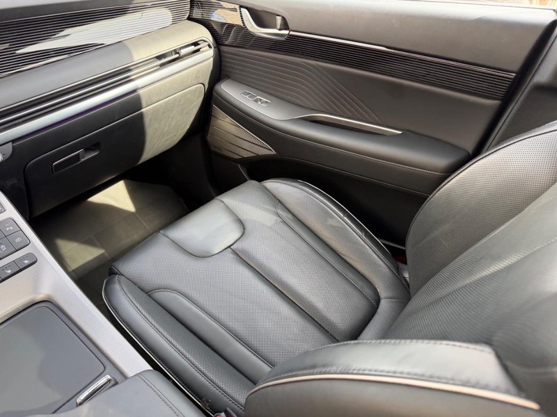 Hyundai Palisade Vehicle Full-screen Gallery Image 19