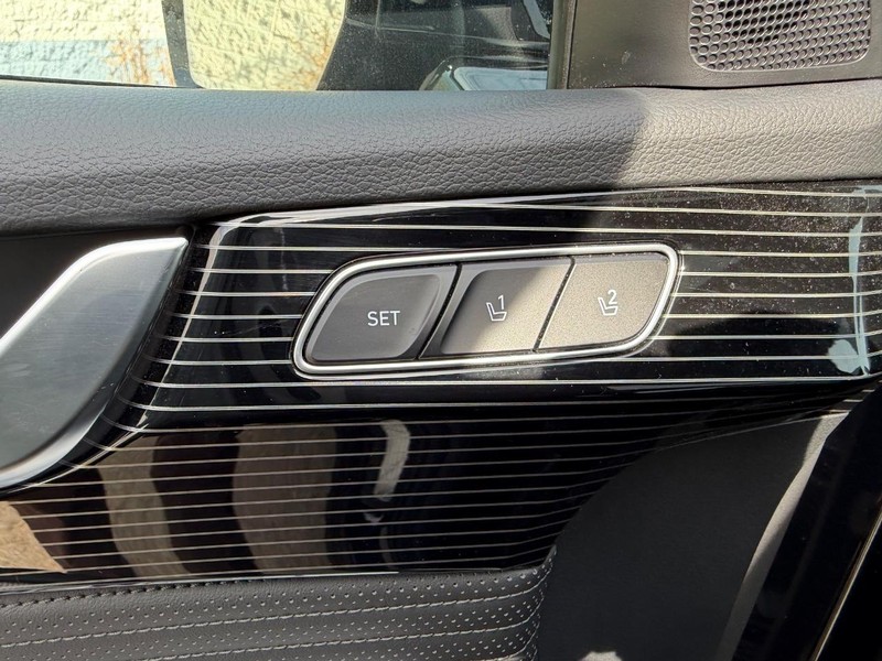 Hyundai Palisade Vehicle Full-screen Gallery Image 21