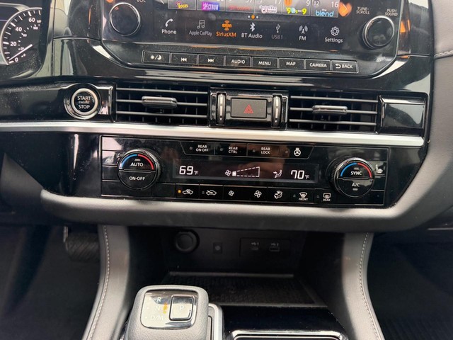 2023 Nissan Pathfinder SL - Photo 17