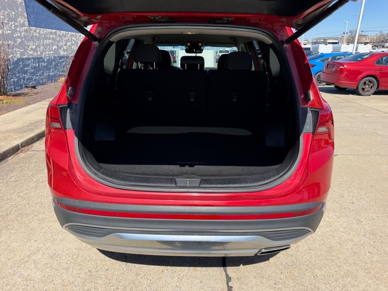 Hyundai Santa Fe Vehicle Full-screen Gallery Image 05