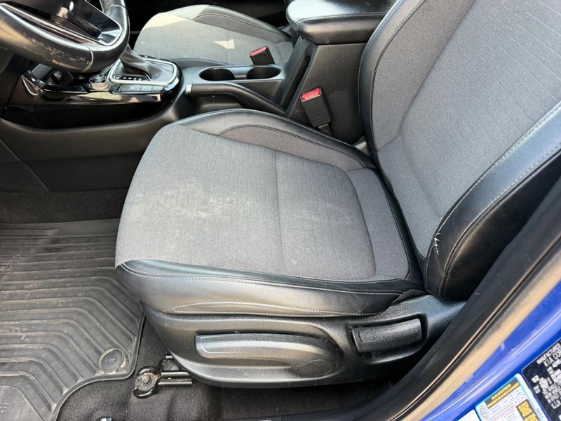 Kia Seltos Vehicle Full-screen Gallery Image 17