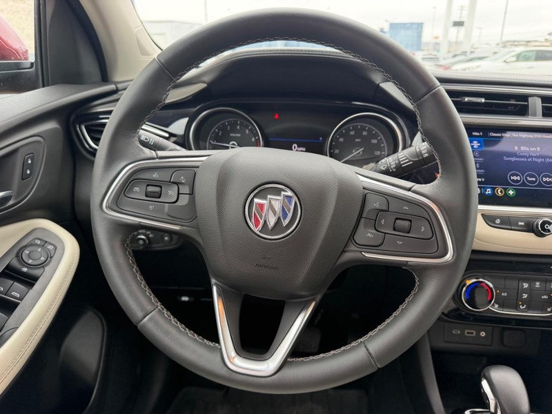 Buick Encore GX Vehicle Full-screen Gallery Image 09