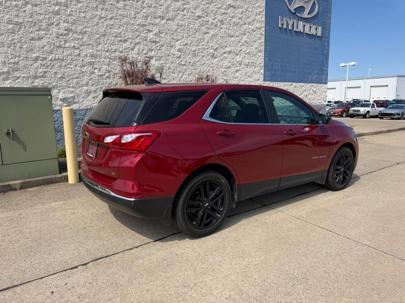 Chevrolet Equinox Vehicle Full-screen Gallery Image 03