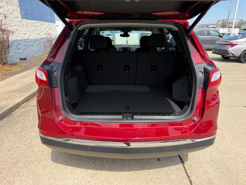 Chevrolet Equinox Vehicle Full-screen Gallery Image 05