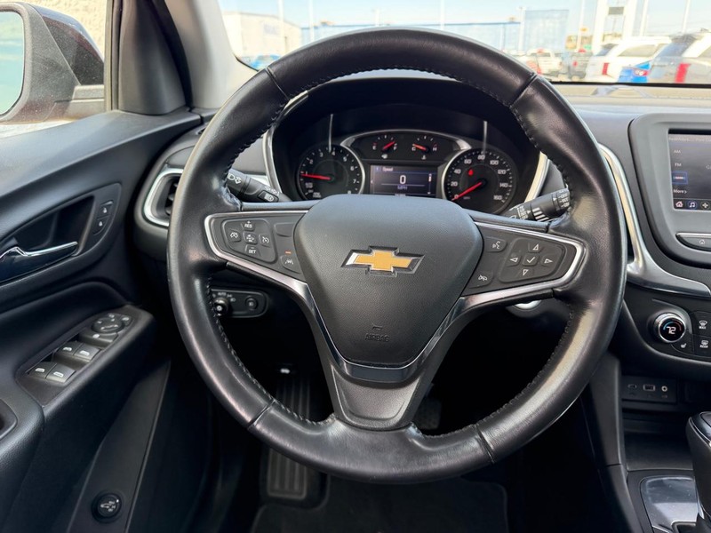 Chevrolet Equinox Vehicle Full-screen Gallery Image 10
